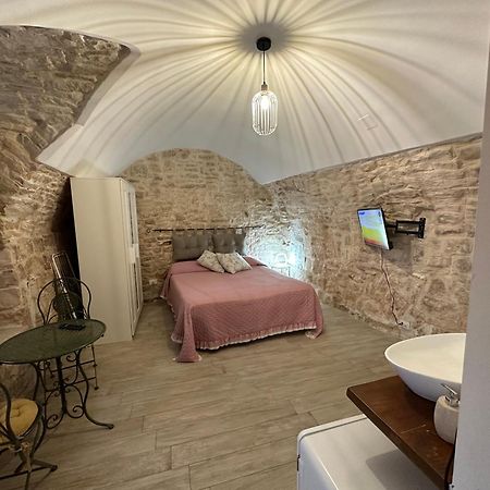 Giovinazzo Suite Pavone Griffi ภายนอก รูปภาพ