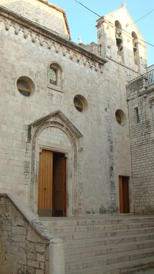 Giovinazzo Suite Pavone Griffi ภายนอก รูปภาพ