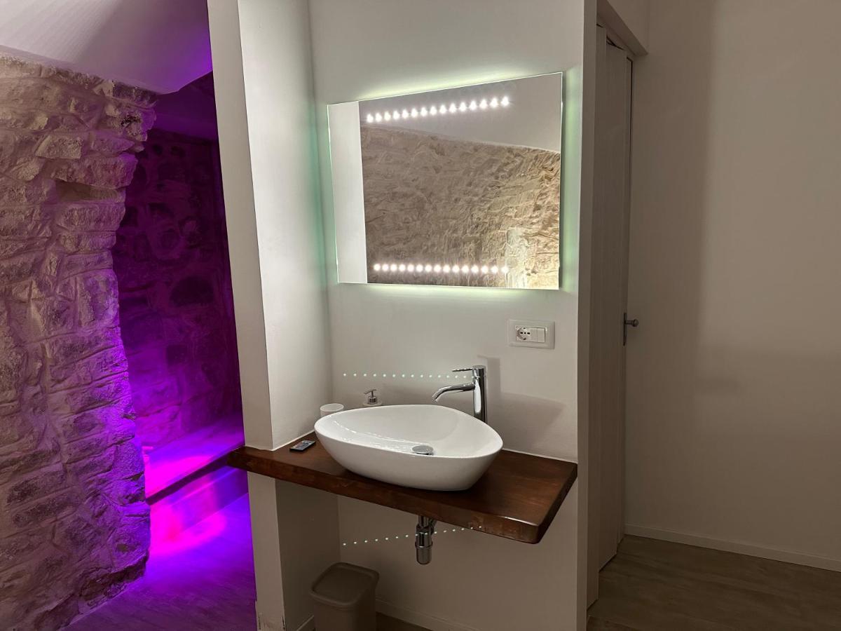 Giovinazzo Suite Pavone Griffi ภายนอก รูปภาพ